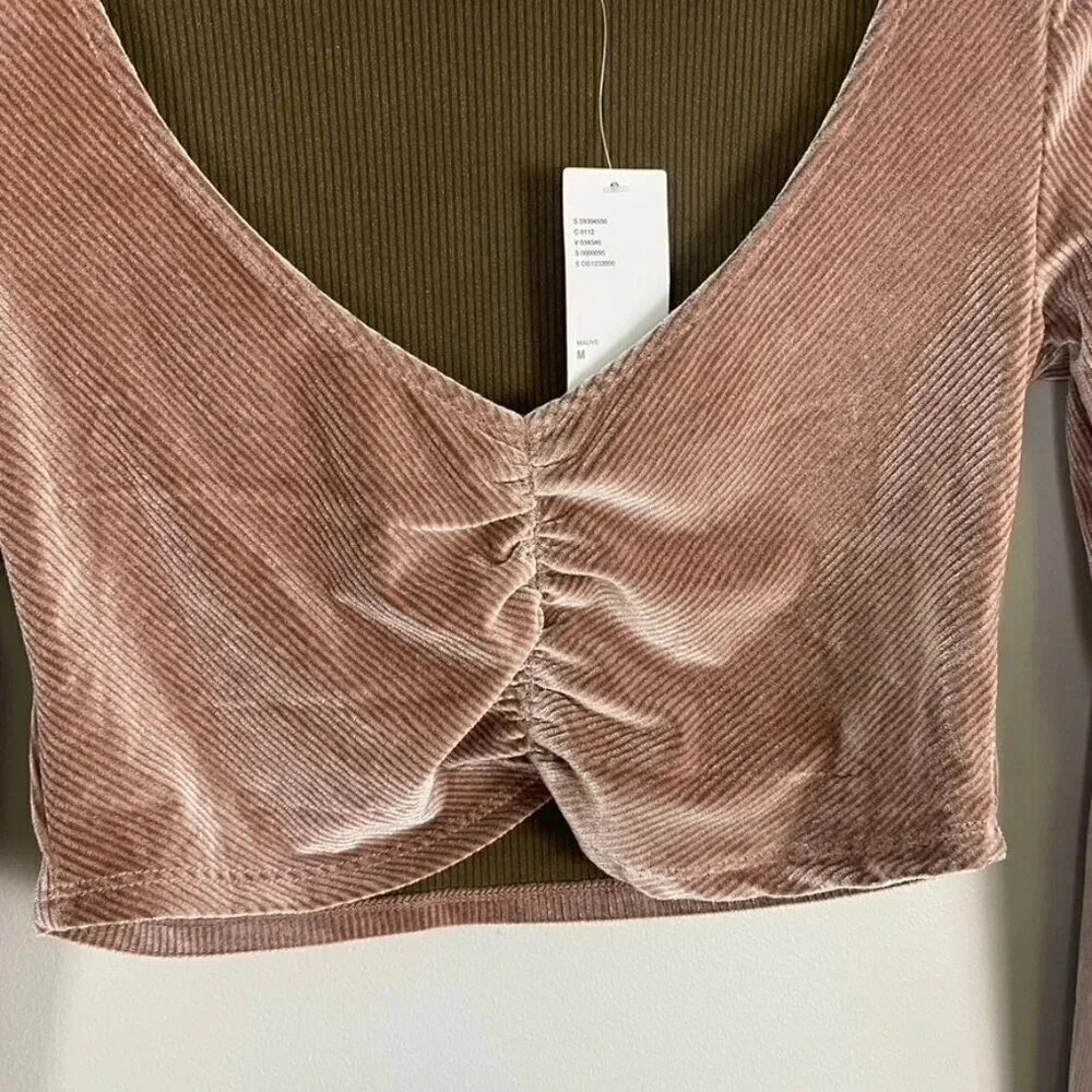 NWT Urban Outfitters Pink Velvet Crop Top - Picture 4 of 13